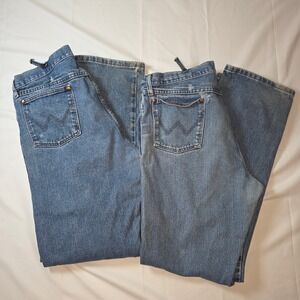 Lot of 2 Wrangler Cowboy Cut 13MWZGK Mens Jeans 36x34 Blue Straight Leg Denim